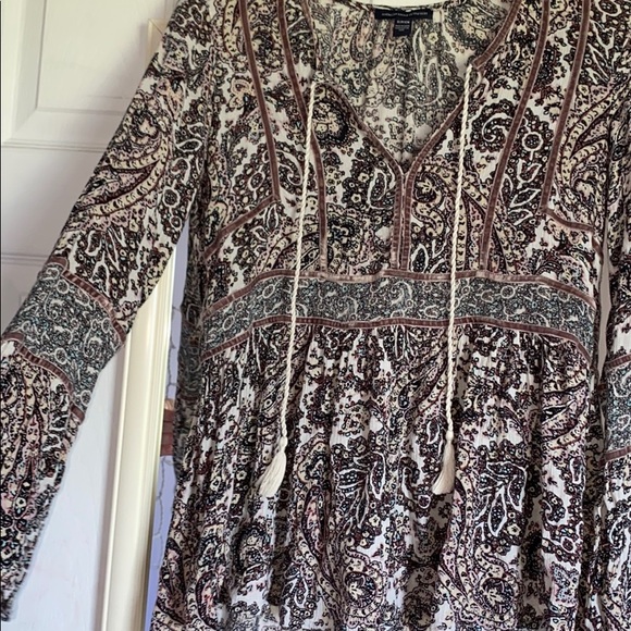 American Eagle Outfitters Flowy Blouse - Picture 3 of 3